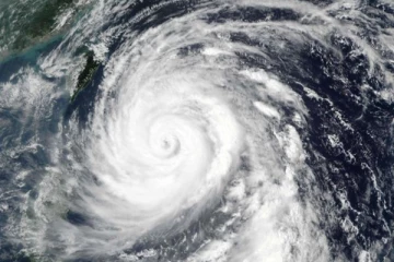 ஹொங்கொங், தெற்கு சீனாவை நோக்கி நகரும் ரகசா புயல்