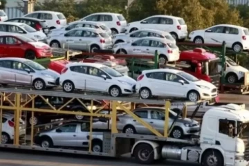 இன்று இலங்கை வரவுள்ள இரண்டாவதுதொகுதி வாகனங்கள்