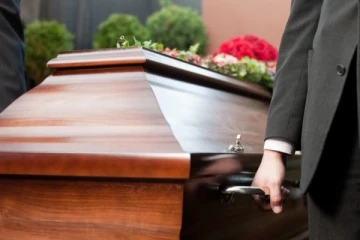 பிரித்தானியாவில் புதைத்தல், தகனம் செய்தலுக்கு மாற்றாக புதிய இறுதிச்சடங்கு முறை