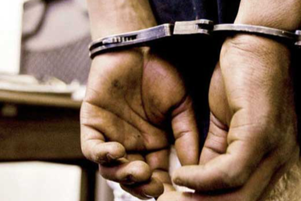 தகாத உறவால் 24 வயது யுவதியை படுகொலை ; பொலிஸாரின் பிடியில் சிக்கிய காதலன் | 24 Year Old Woman Brutally Murdered