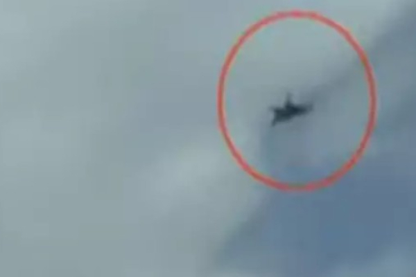 சூடுபிடிக்கும் கள நிலவரம்: முக்கிய இடங்களை இலக்கு வைத்து தாக்குதல் - ஈரான் ஜனாதிபதி தொடர்பில் வெளியான தகவல் | Iran Isrel America Conflict