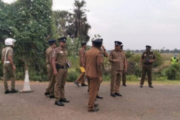 மகனை படுகொலை செய்த தந்தை- தீவிர தேடுதலில் பொலிஸார்!
