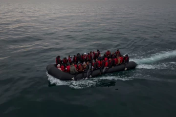 பிரித்தானியாவின் One in, one out திட்டத்தை கேலி செய்யும் வகையில் நேற்று நிகழ்ந்த விடயம்