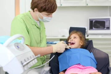 பல் சிகிச்சைக்கான சலுகைகள் பெற கனேடியர்கள் இப்போதே விண்ணப்பிக்கலாம்