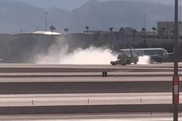 190 பயணிகளுடன் பயணித்த விமானம்: தரையிறங்கும்போது ஏற்பட்ட பயங்கரம்