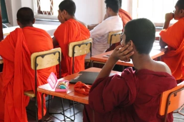 பௌத்த பல்கலையில் பிக்கு மாணவன் கைது