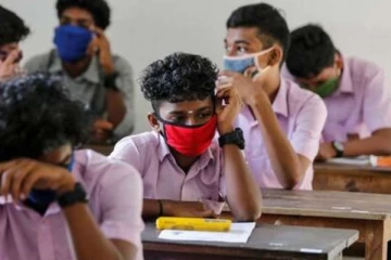 JEE நுழைவுத் தேர்வுகள் ஒத்திவைப்பு: மத்திய அரசு அறிவிப்பு!