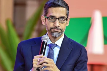 சுந்தர் பிச்சையின் சம்பளம் இவ்வளவு கோடியா? வாயைப் பிளக்கும் நெட்டிசன்கள்!