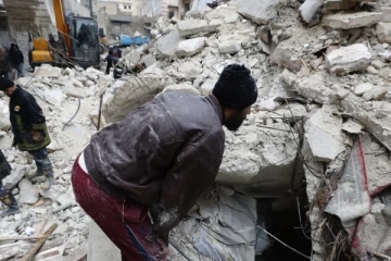 ஒருவாரம் ஆகியும் தொடரும் சோகம்; உதவ ஆளின்றி தாயை பறிகொடுத்த மகன்