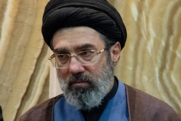 ඉරානයේ නව නායකයා කෝමා වෙලාද? මොජ්තාබා කමේනිගේ පළමු නිල ප්‍රකාශයෙන් පසු ට්‍රම්ප්ගෙන් ආන්දෝලනාත්මක කතාවක්