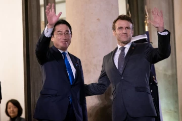 எங்கள் நாட்டிற்கு முதலாவதாக உங்கள் வருகை..பெருமை கொள்கிறோம்: இமானுவல் மேக்ரான்