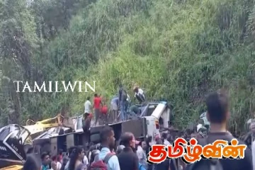 பதுளை பகுதியில் பல்கலைக்கழக மாணவர்கள் சென்ற பேருந்து கோர விபத்து: 35 பேர் வைத்தியசாலையில்..!