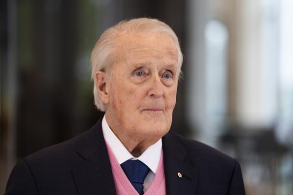 கனடாவின் முன்னாள் பிரதமர் பிறயன் முல்ரொனி காலமானார் | Former Prime Minister Brian Mulroney Dies