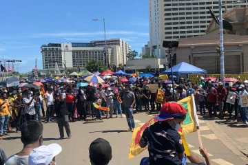 தமிழர்களுக்கு சிங்கள கலைஞர்கள் விடுத்துள்ள அழைப்பு