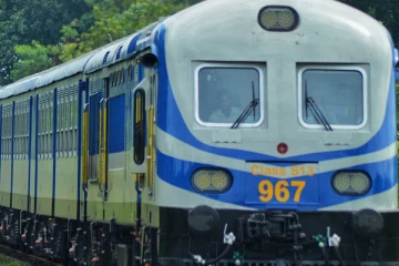 யாழில் தொடருந்தில் மோதி முதியவர் உயிரிழப்பு