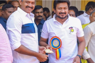 அலங்கா நல்லூர் ஜல்லிக்கட்டில் வெற்றிபெற்ற செந்தில் தொண்டமானின் காளை!