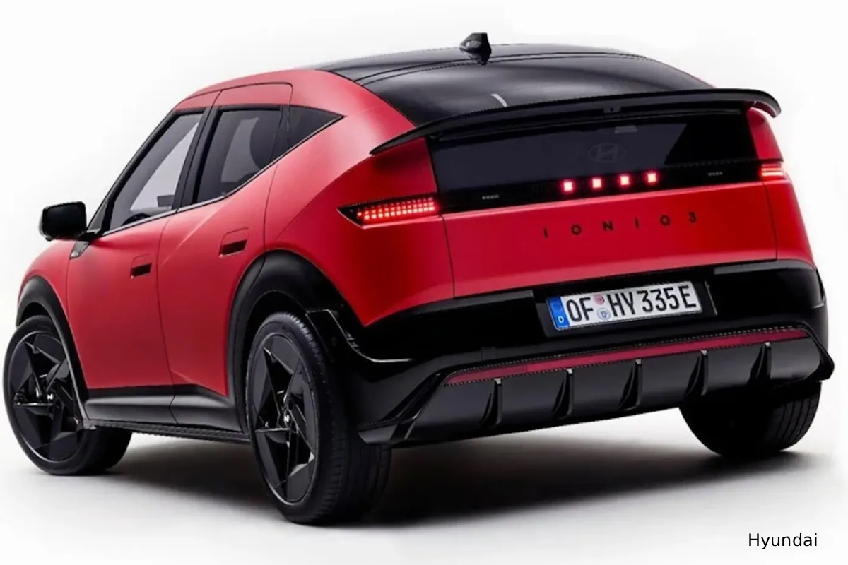 Hyundai IONIQ 3 launch, IONIQ 3 Aero Hatch design, Hyundai EV Milan Design Week, IONIQ 3 specs and range, Hyundai Pleos Connect infotainment, Hyundai SmartSense safety features, Hyundai IONIQ 3 Europe price #HyundaiIONIQ3 #MilanDesignWeek #AeroHatch #EVLaunch #HyundaiEV #SmartSense #PleosConnect