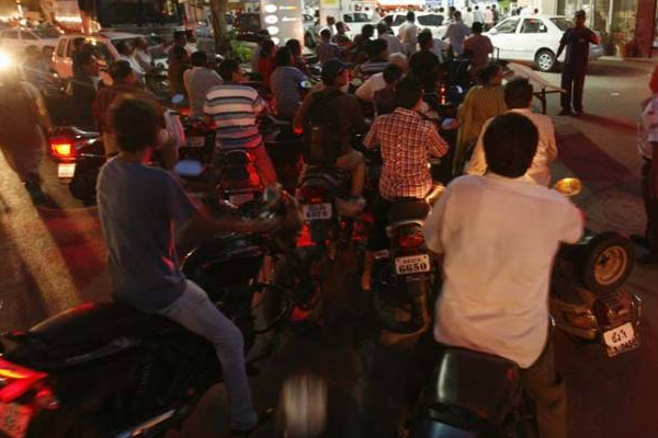 1000 ரூபாய்க்கே பெற்றோல் விநியோகம்! எங்கு தெரியுமா? | Petrol Supply For Only 1000 Rupees Jaffna