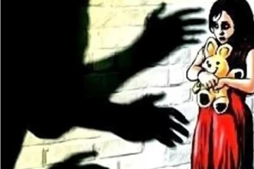 தமிழகத்தில் 12 வயது மகளை கர்ப்பமாக்கிய கொடூர தந்தை.. உடந்தையாக இருந்த தாய்! மரண தண்டனை விதிப்பு