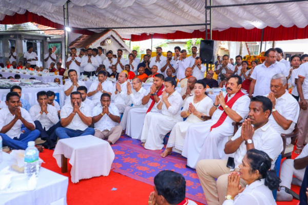 மஹிந்தவுக்கு பிறந்தாநாள் வாழ்த்து கூறிய இந்திய உயர்ஸ்தானிகர் | Santosh Jha Wishes Mahinda Rajapaksa Birthday மஹிந்தவுக்கு பிறந்தாநாள் வாழ்த்து கூறிய இந்திய உயர்ஸ்தானிகர் | Santosh Jha Wishes Mahinda Rajapaksa Birthday