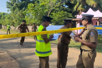 வாள் வெட்டுக்கு இலக்காகி ஒருவர் பலி; மூவர் படுகாயம்: கிளிநொச்சியில் சம்பவம்