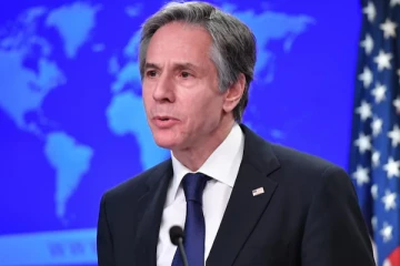 ரஷ்யாவிடம் இருந்து எண்ணெய் இறக்குமதியை நிறுத்த வேண்டும்: அமெரிக்க வெளியுறவு அமைச்சர்