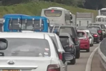 දක්ෂිණ අධිවේගී මාර්ගය අවහිර වෙයි..