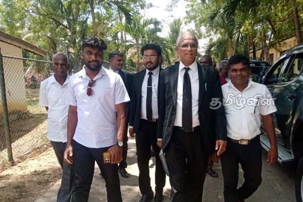 வீரமுனை வளைவு சம்பந்தமான பிணக்கு ஒத்திவைப்பு | Weeramunai Curve Dispute Postponed