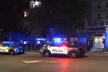 டொரண்டோவில் கத்தி குத்து தாக்குதல் மேற்கொண்ட பெண் கைது