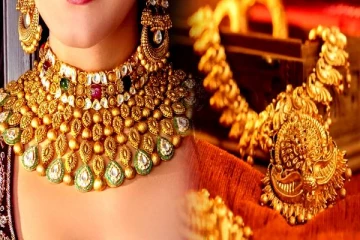 Today Gold rate: வரலாறு காணாத உச்சத்தில் தங்கம் விலை- சவரன் எவ்வளவு தெரியுமா?