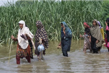 பாகிஸ்தான் வெள்ளத்தில் பாதிக்கப்பட்ட மக்களுக்கு கனடா நிதி உதவி