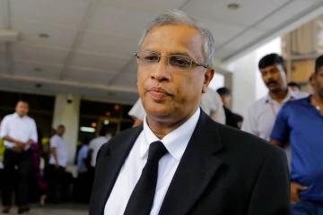 யாழில் பாடசாலை நிகழ்வில் சுமந்திரன் எதிராக வெடித்தது போராட்டம்