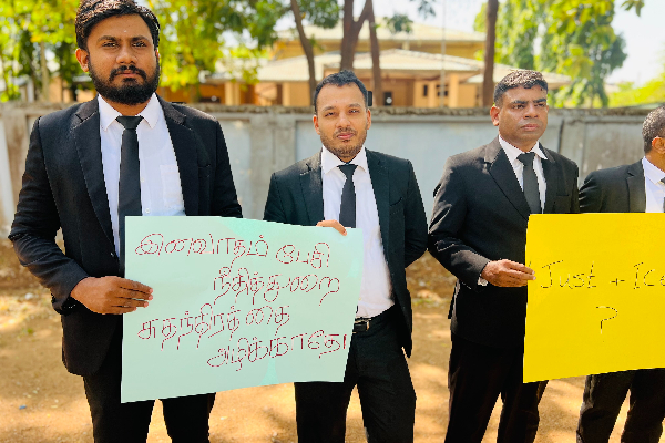 தைரியம் இருந்தால் வெளியே வாருங்கள்; சரத் வீரசேகரவிற்கு பகிரங்க சவால்! | Public Challenge Sarath Veerasekhara Mullithivu