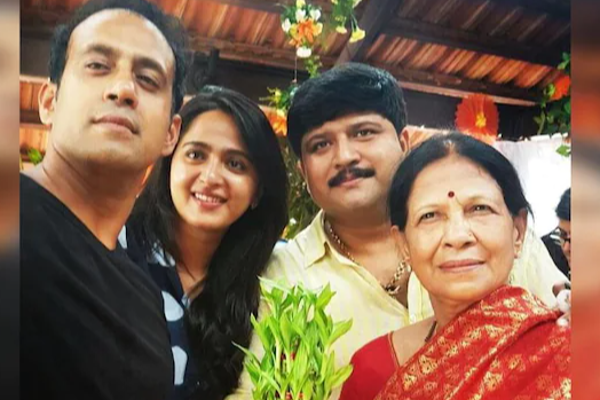 நடிகை அனுஷ்காவின் நெருங்கிய சொந்தத்தை கொலை செய்ய சதித்திட்டம்.. அதிர்ச்சியளிக்கும் தகவல் | Anushka Brother Had Death Threats