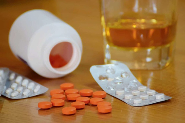 நாட்டில் மருந்துகளுக்கு கடுமையான தட்டுப்பாடு | Severe Shortage Of Medicines In The Country