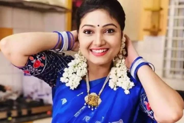 கணவருடன் ரொமான்ஸ் செய்யும் ரோஜா சீரியல் நடிகை.. இதோ புகைப்படங்கள்