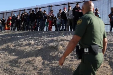 அமெரிக்காவிலிருந்து நாடு கடத்தப்படவுள்ள 3,065 இலங்கையர்கள்