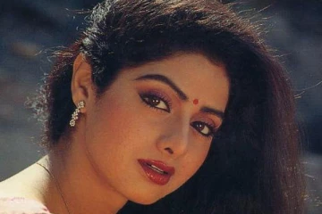 ஸ்ரீதேவி  சேர்த்து வைத்த சொத்து இத்தனை கோடியா? பணத்துக்காக அடித்து கொள்ளும் மகள்கள்….. திணறும் போனி கபூர்