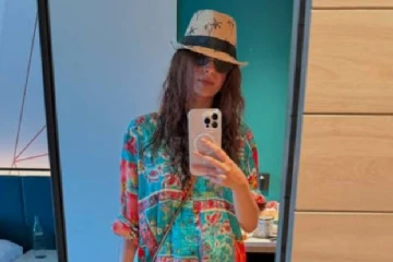 ஹனுமூனுக்கு சென்றாரா கீர்த்தி சுரேஷ்!! காதல் கணவருடன் அவுட்டிங் சென்ற புகைப்படங்கள்...