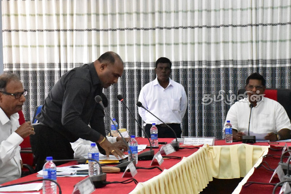 மன்னார் நகர சபை மாதாந்த அமர்வு : ஊடகங்களுக்கு அனுமதி இல்லை | Mannar Urban Council Monthly Session