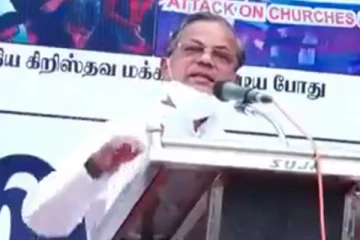 மோடி, அமித்ஷா புழு புழுத்து சாவார்கள்: பாதிரியார் சாபம்!