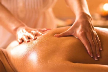 மசாஜ் நிலையம் என்ற போர்வையில் விபச்சார விடுதி!