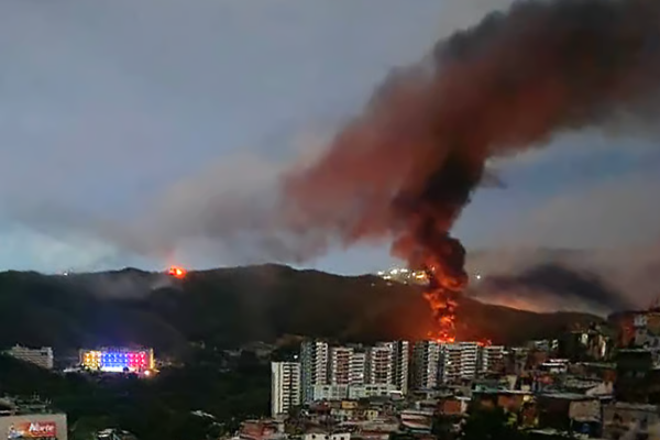 பேருந்து ஓட்டுநராக இருந்து வெனிசுலா ஜனாதிபதியாக உயர்ந்தவர் - யார் இந்த நிக்கோலஸ் மதுரோ? | Who Is Nicolasmaduro Driver To Venezuela President