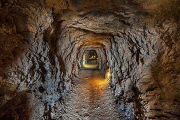 ஒவ்வொரு நாளும் வெட்டப்படும் 100Kg தங்கம் - உலகின் மிகப்பெரிய தங்கச் சுரங்கம் எது?