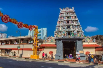 சிங்கப்பூரில் 200 ஆண்டுகள் பழமையான மாரியம்மன் கோவில் மீண்டும் திறப்பு: ரூ.95 கோடி செலவில் மறுசீரமைப்பு