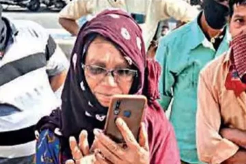 கொரோனாவின் கோரம்! இறந்த மகனுடன் வீடியோவி்ல் பேசும் தாய்- நெஞ்சை உருக்கும் சம்பவம்