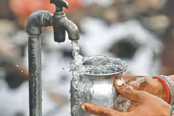 முல்லைத்தீவில் இலவச குடிநீர் விநியோகத்திற்கான நடமாடும் சேவை | Mobile Service Free Drinking Water Supply