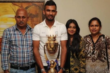 என்னுடைய வலிமை! குடும்பத்தாருடன் இலங்கை கேப்டன் தசுன் ஷனகா வெளியிட்ட புகைப்படம்