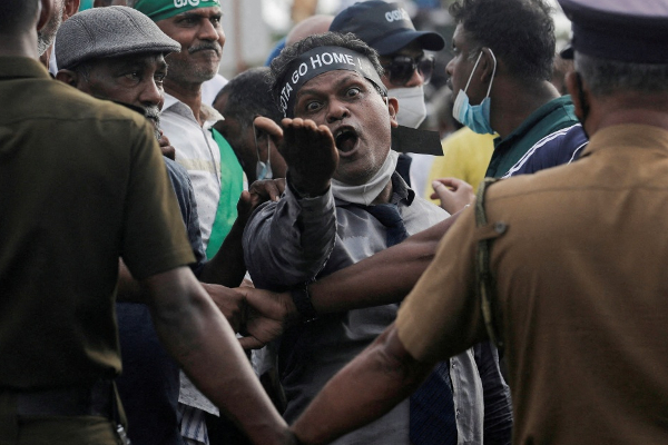 உகண்டாவுக்கு தப்பியோடத் தயாராகும் சிறிலங்காவின் முக்கிய பிரபல்யம்! - ஐபிசி தமிழ்