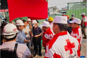 செஞ்சிலுவைச் சங்கத்தின் வாகனம் மீது மியன்மார் இராணுவம் துப்பாக்கிச் சூடு